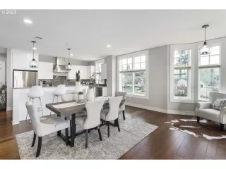 Photo #4: 23439360 Listing 