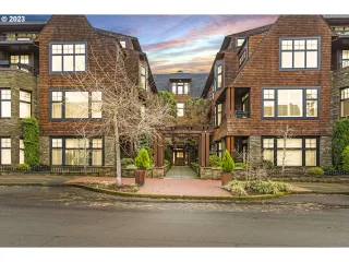 Photo #5: 23439360 Listing 