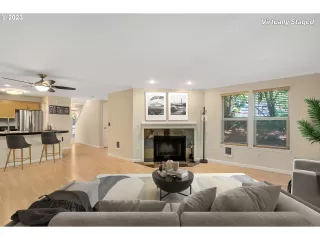 Photo #3: 23439500 Listing