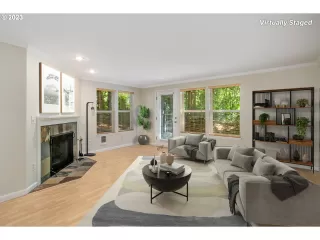 Photo #5: 23439500 Listing