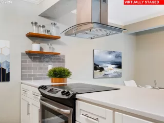 Photo #6: 23440038 Listing