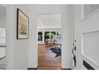 Photo #3: 23440846 Listing 