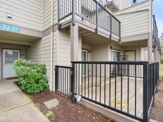 Photo #2: 23441468 Listing