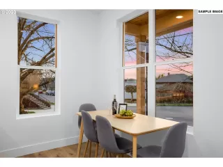 Photo #3: 23441824 Listing