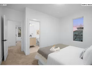 Photo #5: 23441824 Listing