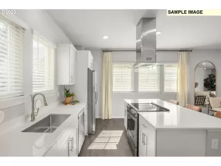 Photo #2: 23445924 Listing