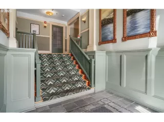 Photo #5: 23446243 Listing