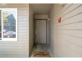 Photo #1: 23447317 Listing