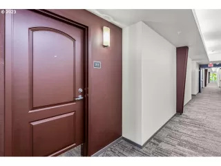 Photo #1: 23447864 Listing