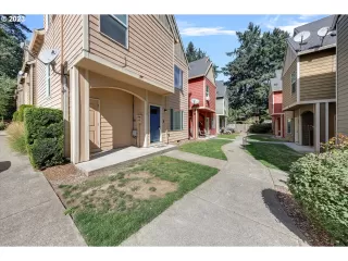 Photo #2: 23448753 Listing