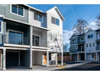 Photo #4: 23450007 Listing 