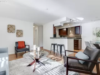 Photo #3: 23451567 Listing 