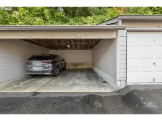 Photo #3: 23451951 Listing