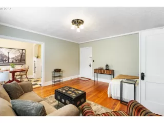 Photo #1: 23453004 Listing