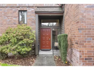 Photo #3: 23453474 Listing