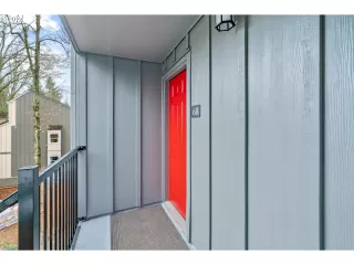 Photo #2: 23454227 Listing