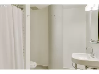 Photo #1: 23454640 Listing