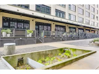 Photo #3: 23454640 Listing