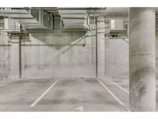 Photo #4: 23454640 Listing