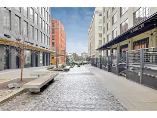 Photo #6: 23454640 Listing