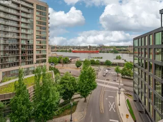 Photo #4: 23454955 Listing