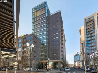 Photo #6: 23454955 Listing