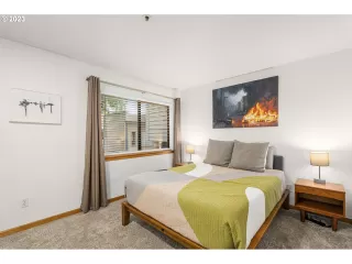 Photo #6: 23457089 Listing