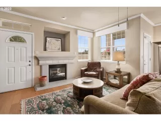 Photo #4: 23457389 Listing