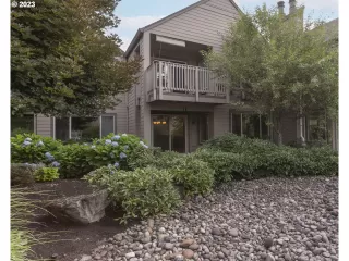 Photo #1: 23457881 Listing