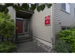 Photo #3: 23457881 Listing