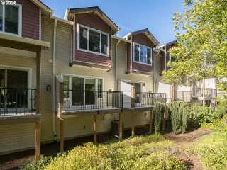 Photo #3: 234585188 Listing 