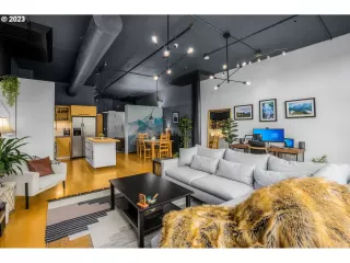 Photo #6: 23458884 Listing 