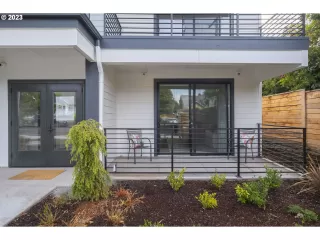 More Details about MLS # 23466786 : 3920 N MONTANA AVE 202