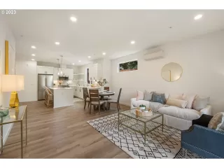 Photo #4: 23466786 Listing 