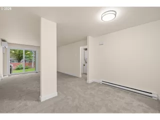 Photo #4: 234668065 Listing