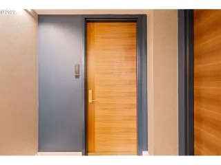 Photo #3: 23467715 Listing