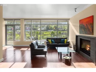 Photo #2: 23470520 Listing