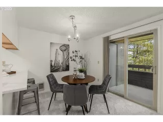 Photo #4: 23470694 Listing 