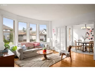 Photo #4: 23471468 Listing 