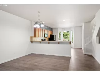 Photo #1: 234720324 Listing 