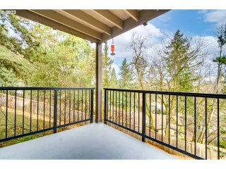 Photo #4: 23472066 Listing