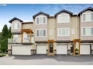 Photo #2: 23472283 Listing 