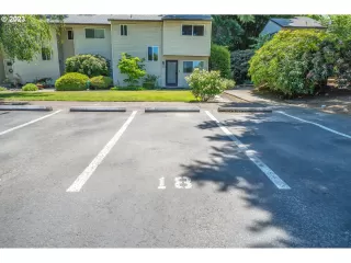 Photo #2: 23473189 Listing