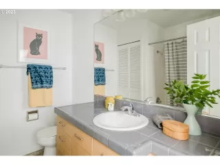 Photo #1: 23475934 Listing 