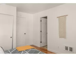 Photo #2: 23475934 Listing 