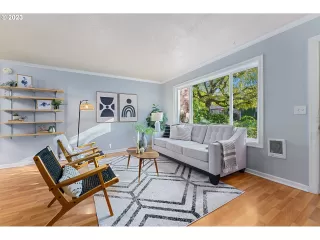 Photo #4: 23476621 Listing 