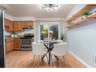 Photo #6: 23476621 Listing 