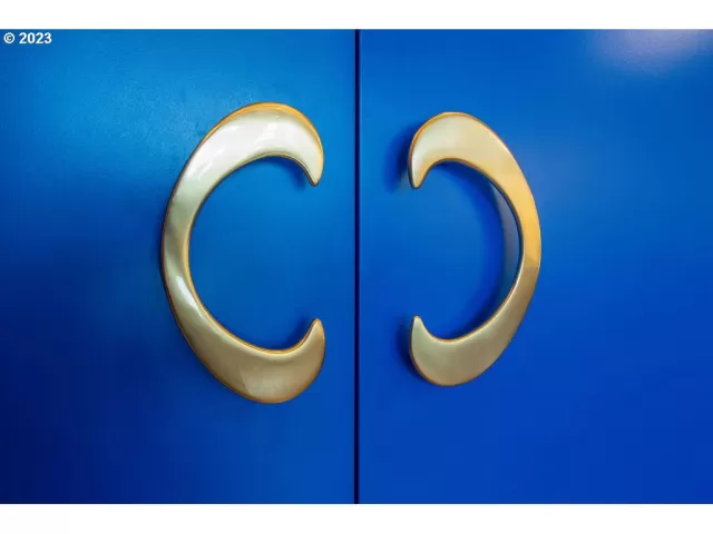 MLS: 23477488 Condo For Sale