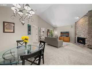 Photo #2: 23478139 Listing 