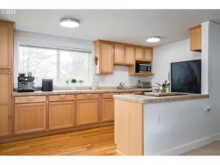 Photo #1: 23479241 Listing